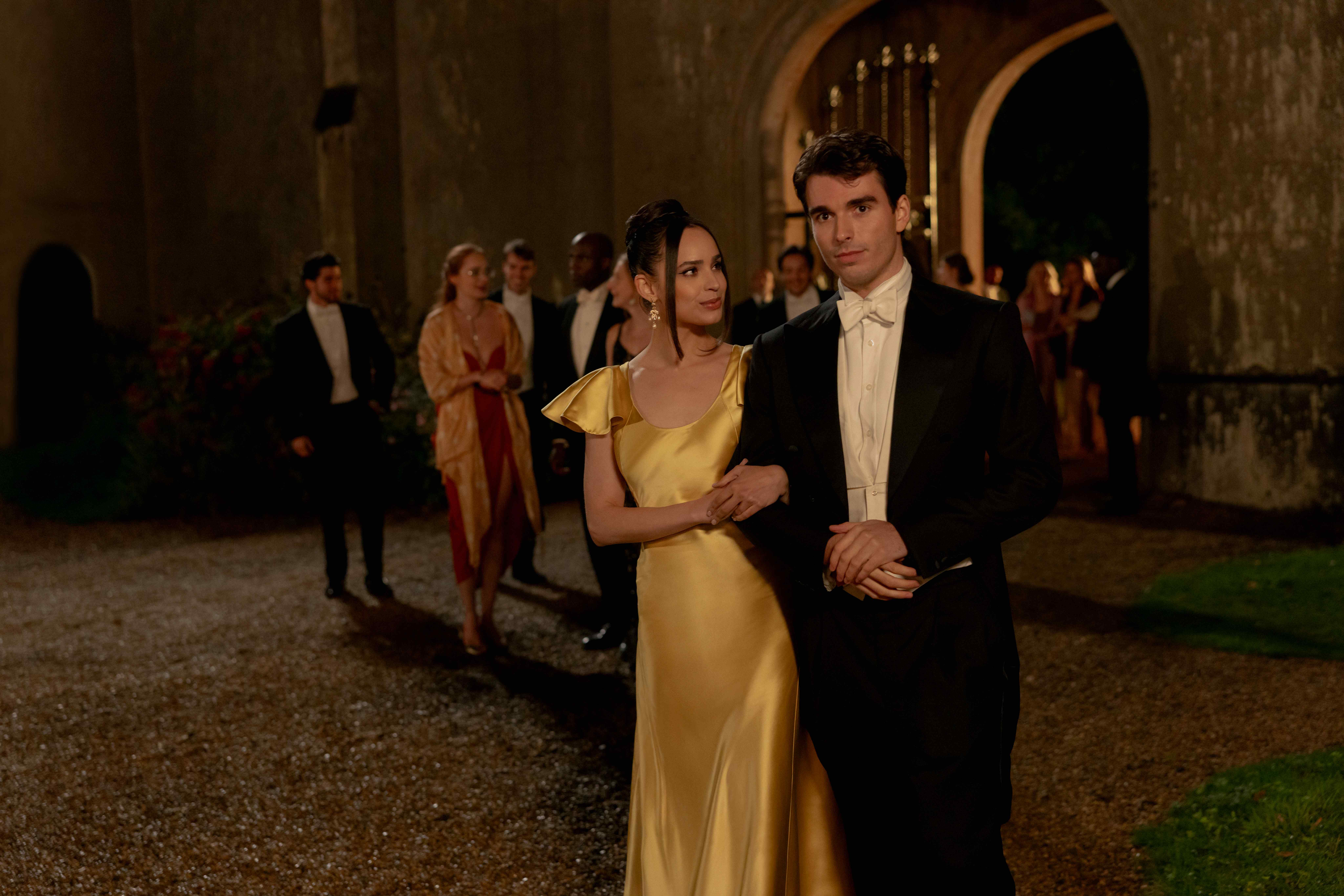 'My Oxford Year' Trailer: Sofia Carson And Corey Mylchreest Star In Netflix's Whirlwind British Romance