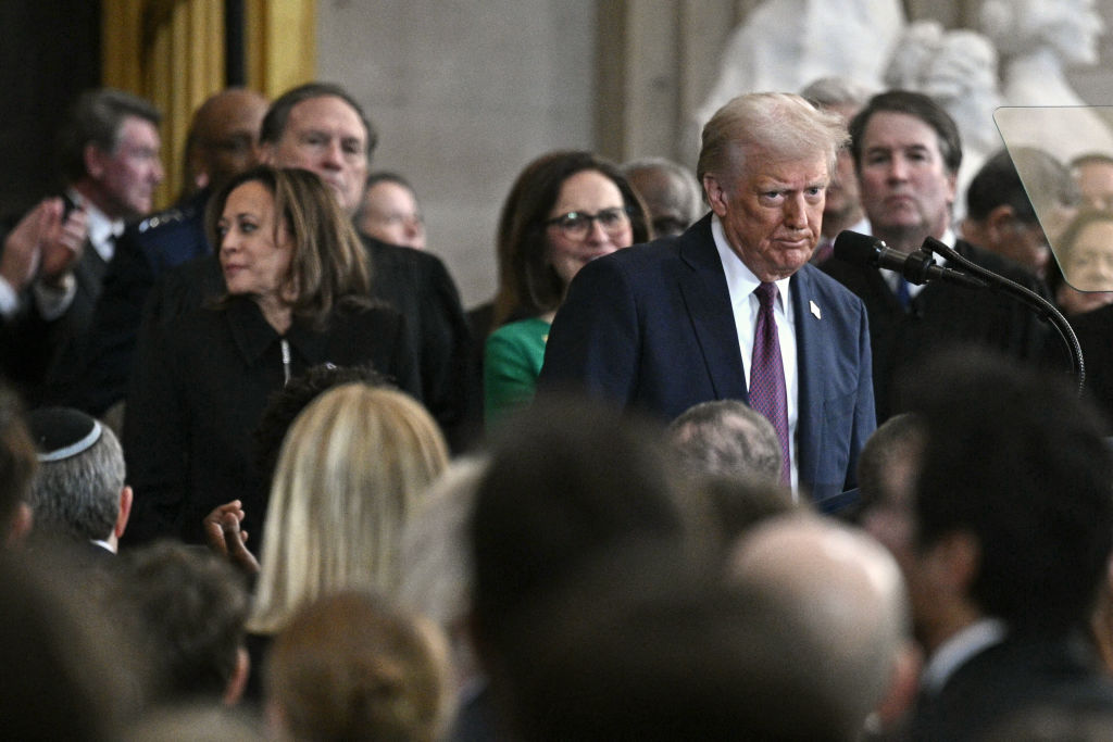 Trump Revokes Kamala Harris' Extended Secret Service Detail