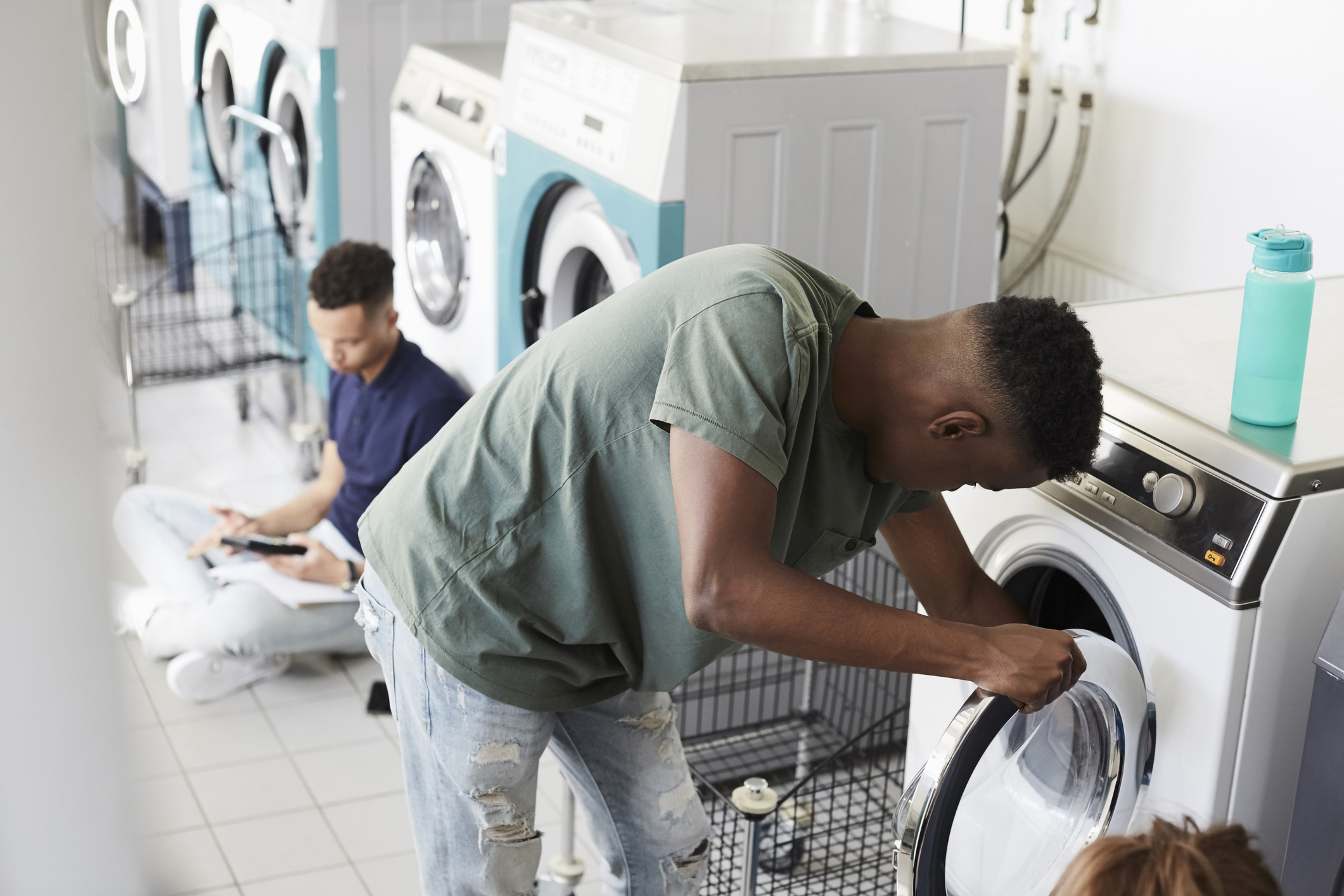 25-Year-Old Opens Don's Laundry In NYC After Helping His Parents Run Laundromats