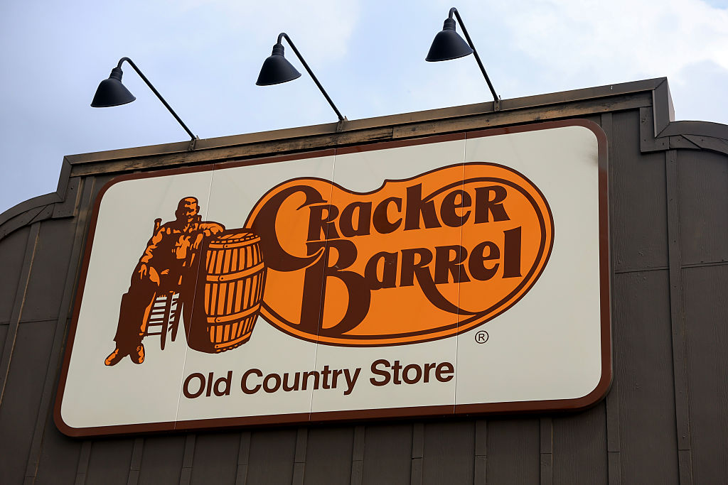 Black Cracker Barrel Employee Says She Was Called 'Burned Biscuit' In Lawsuit