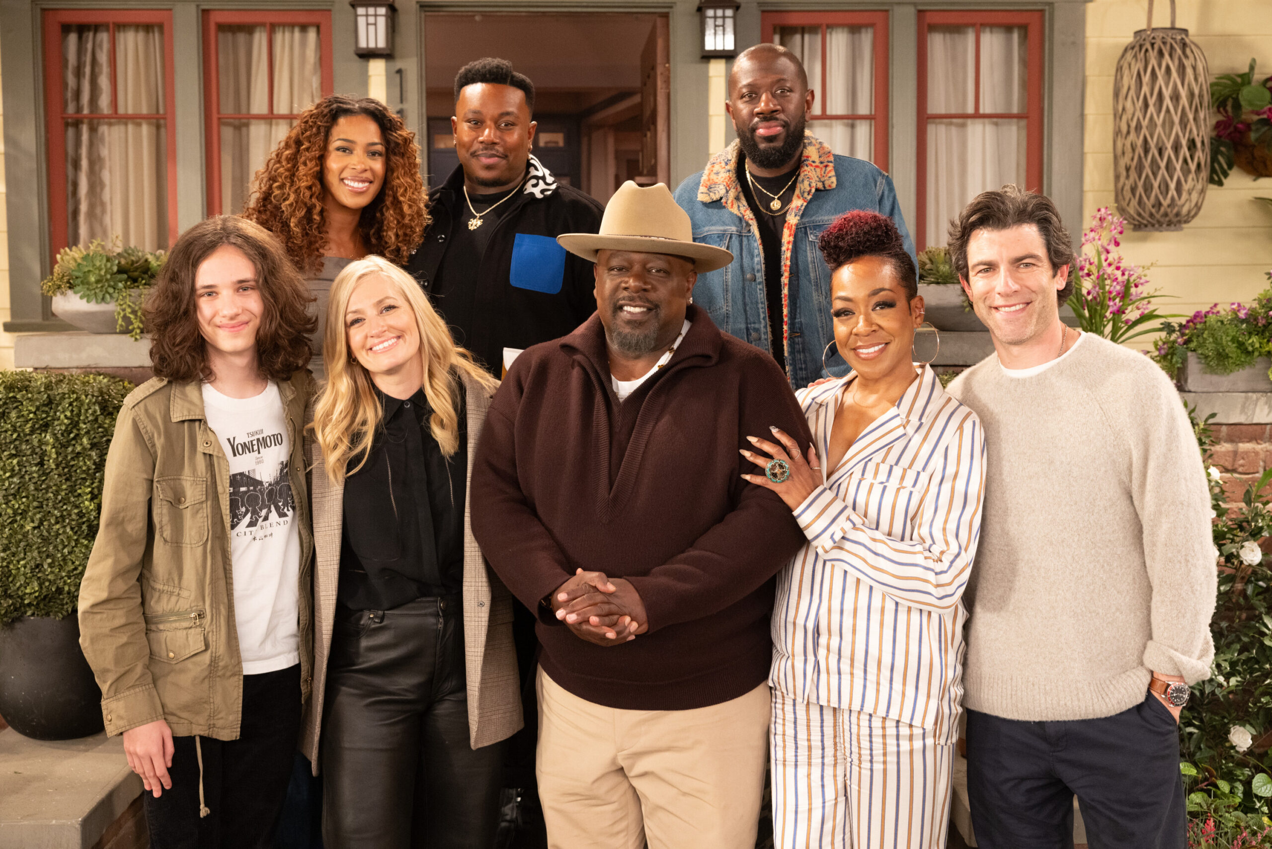 Marcel Spears Reflects On Fatherhood, Legacy And ‘The Neighborhood’ Final Season – ‘It Does Take A Village’
